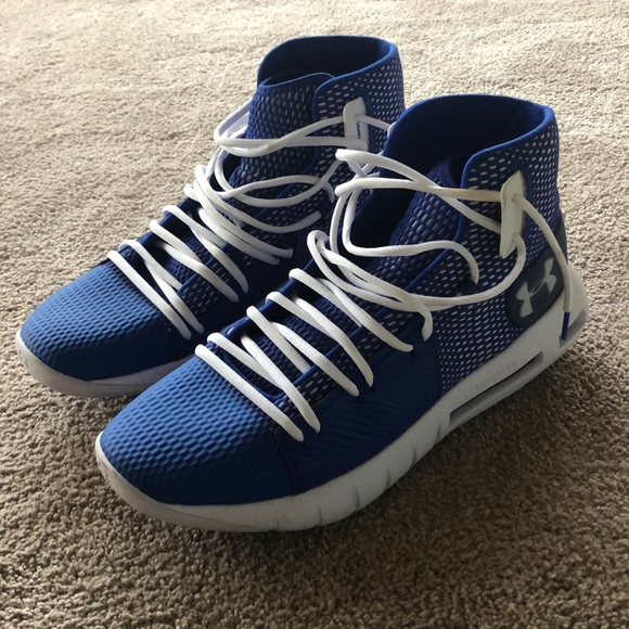 Under Armour HOVR Basketball Shoes - Picture 3 of 5